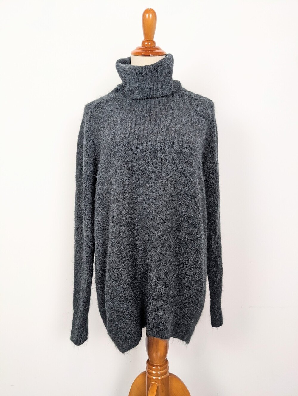 H&M Grey Turtleneck Sweater Tunic Fuzzy Size XS Oversized